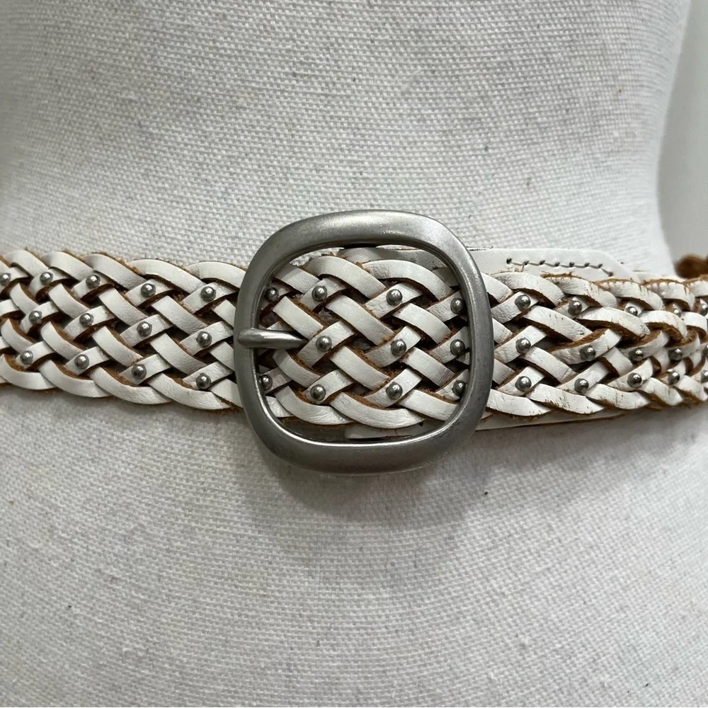 Vintage Y2K AEO distressed white woven braided leather belt silver studs S/M